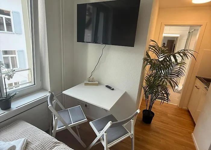 St Gallen - 5 Min Vom Bahnhof - Roter Platz Saint-Gall